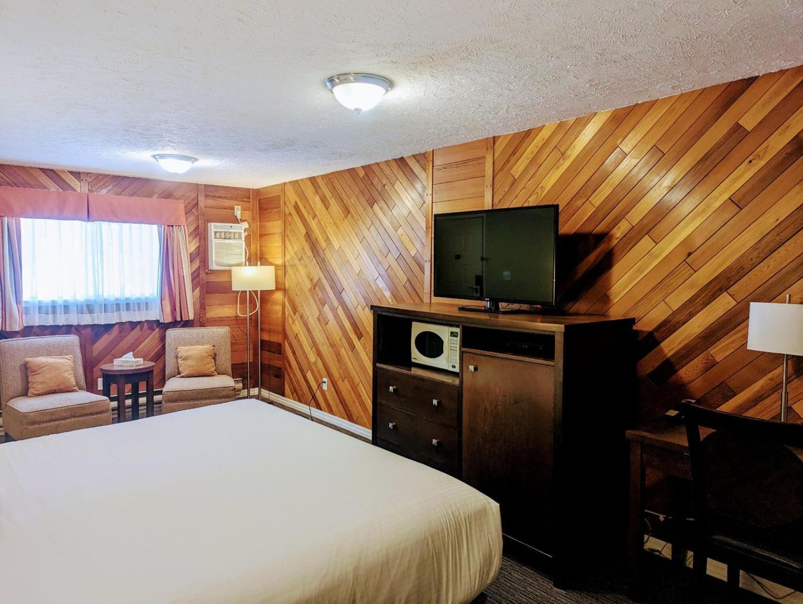 Alpine Inn & Suites เนลสัน ภายนอก รูปภาพ