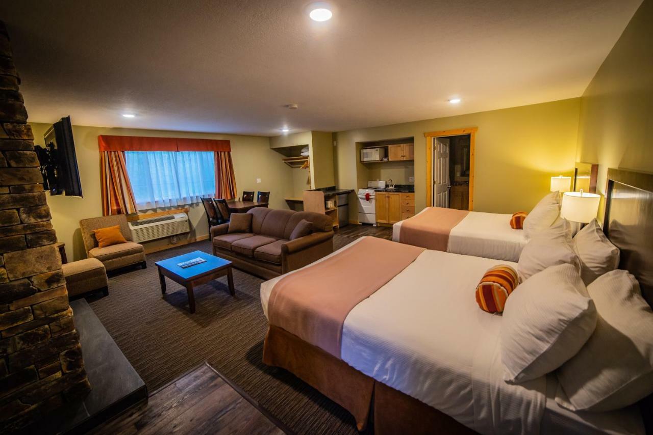 Alpine Inn & Suites เนลสัน ภายนอก รูปภาพ