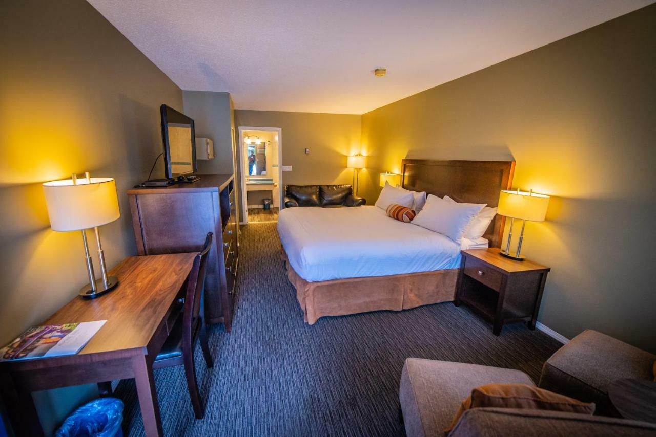 Alpine Inn & Suites เนลสัน ภายนอก รูปภาพ