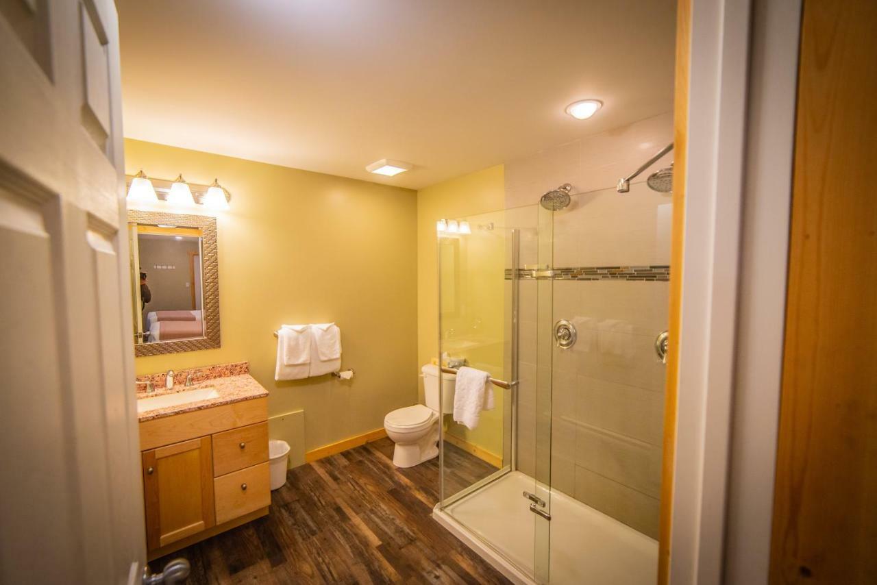 Alpine Inn & Suites เนลสัน ภายนอก รูปภาพ