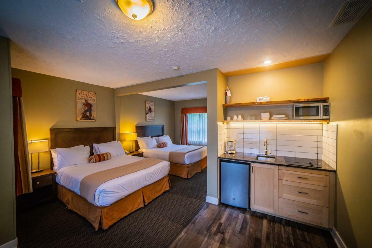 Alpine Inn & Suites เนลสัน ภายนอก รูปภาพ