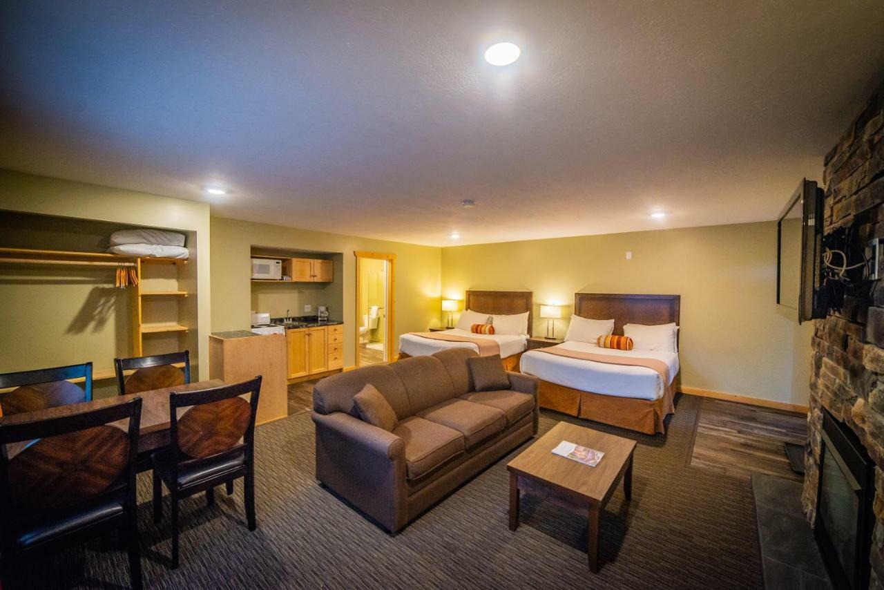 Alpine Inn & Suites เนลสัน ภายนอก รูปภาพ
